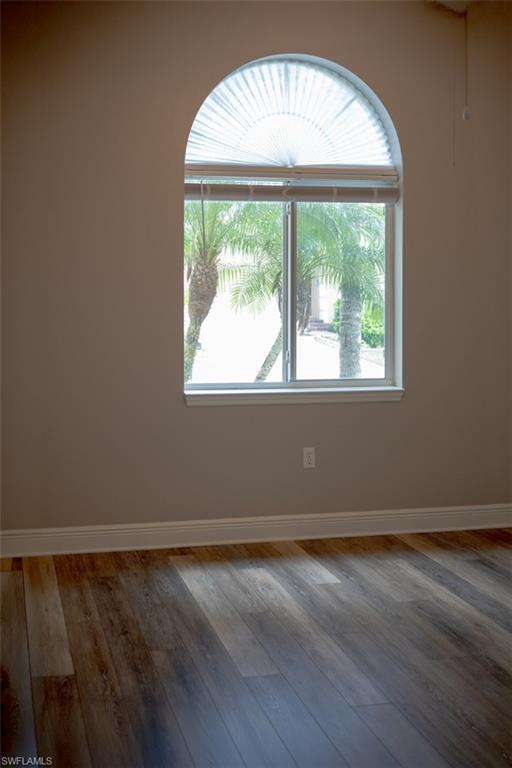 8610 SUMNER AVE photo 8