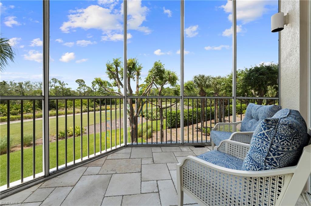 Screened Lanai/Balcony
