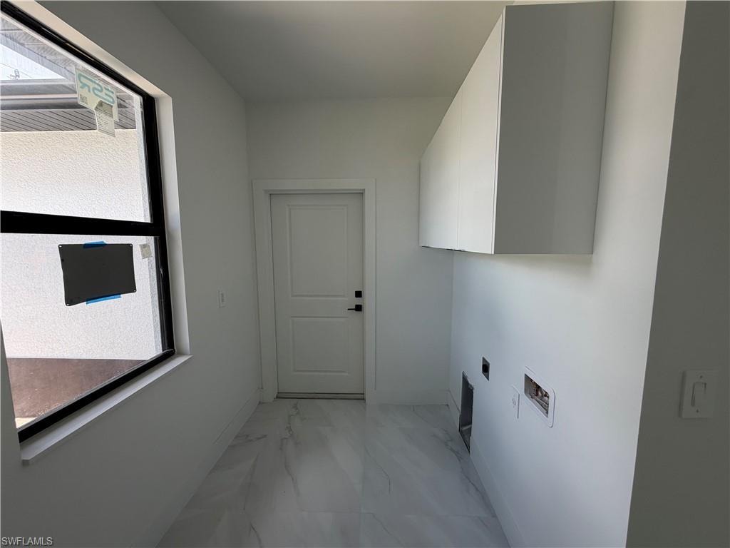 6042 Langdon AVE photo 15