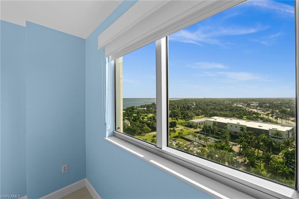 3000 Oasis Grand BLVD 1603 photo 22