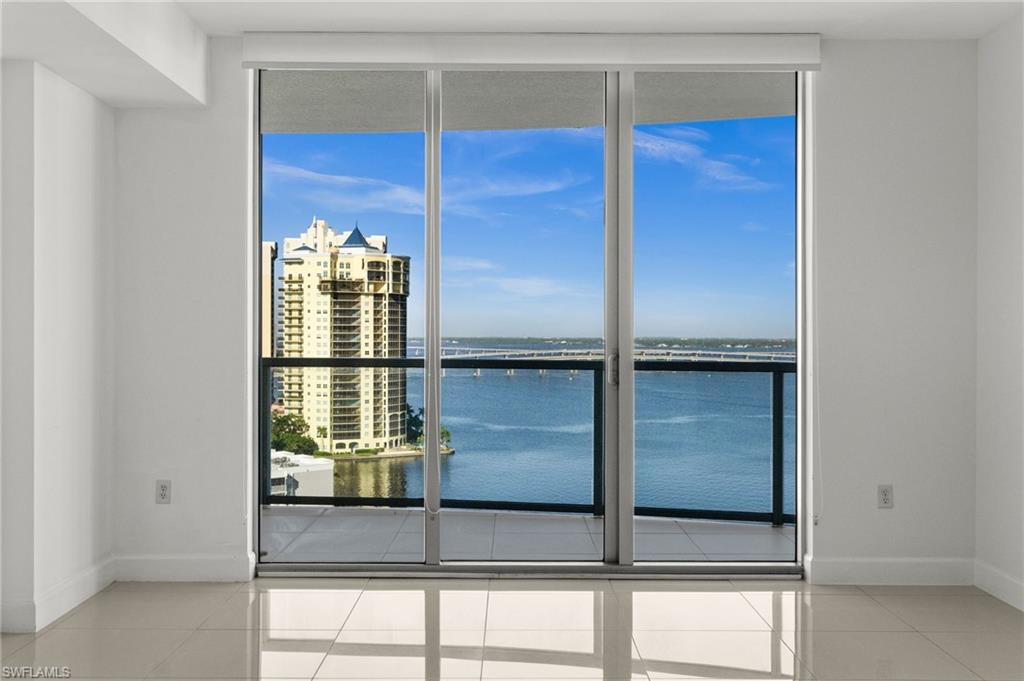 3000 Oasis Grand BLVD 1603 photo 10