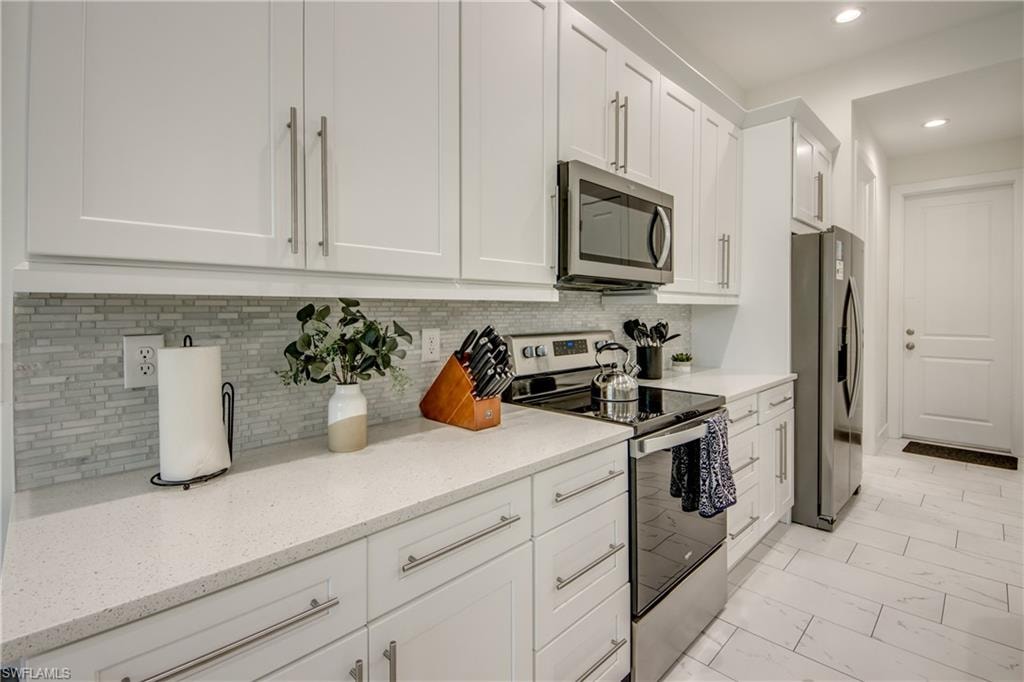 2256 SW 20th AVE photo 20