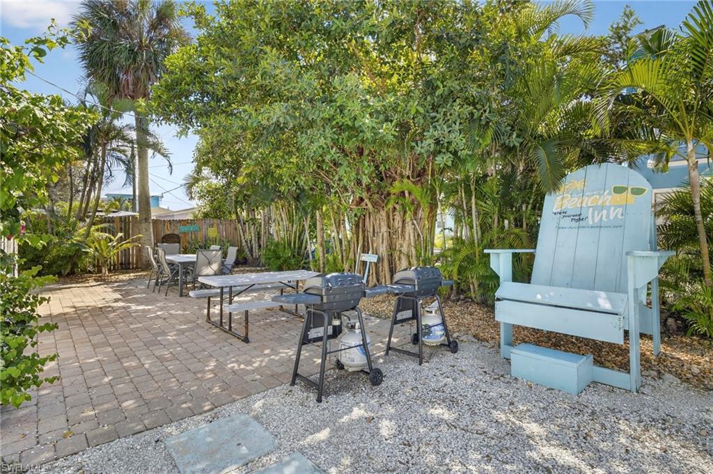235 Mango ST 235,237