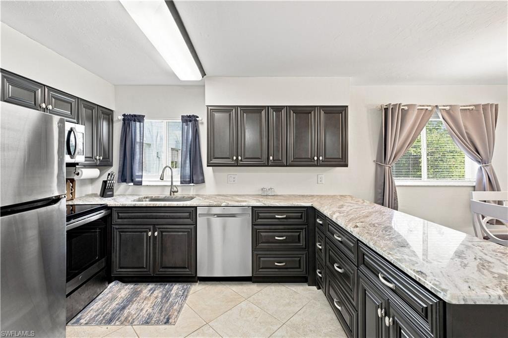8135 Country RD 103