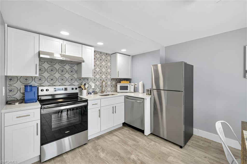 245 Mango ST photo 28