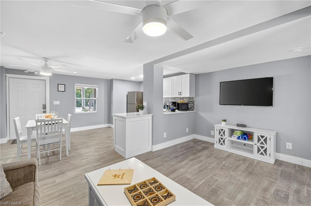 245 Mango ST photo 34