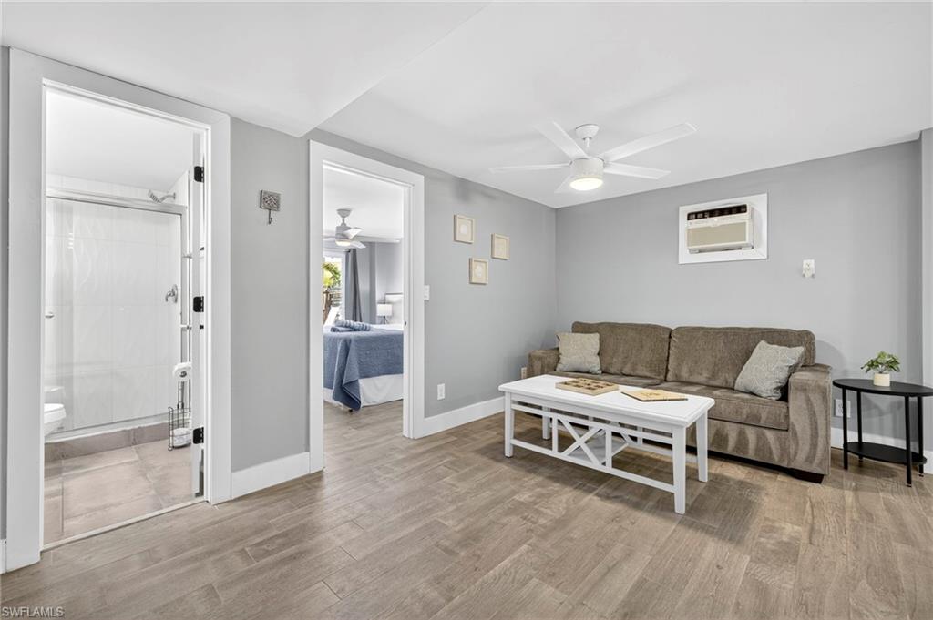 245 Mango ST photo 38