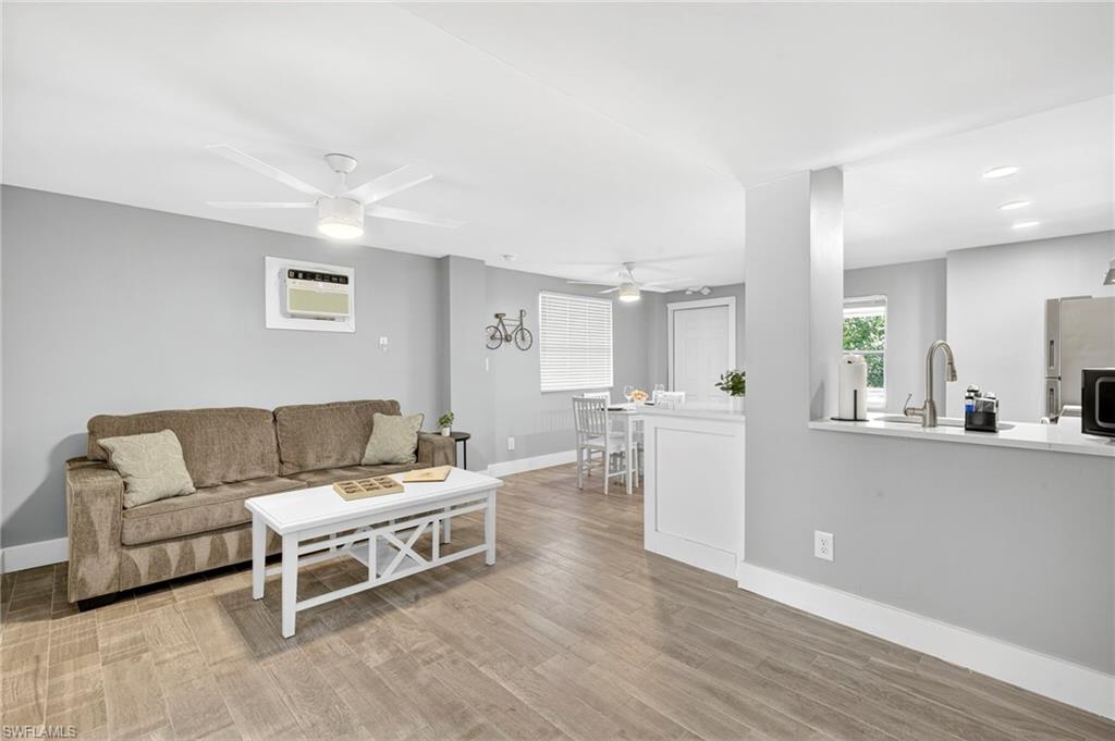 245 Mango ST photo 33