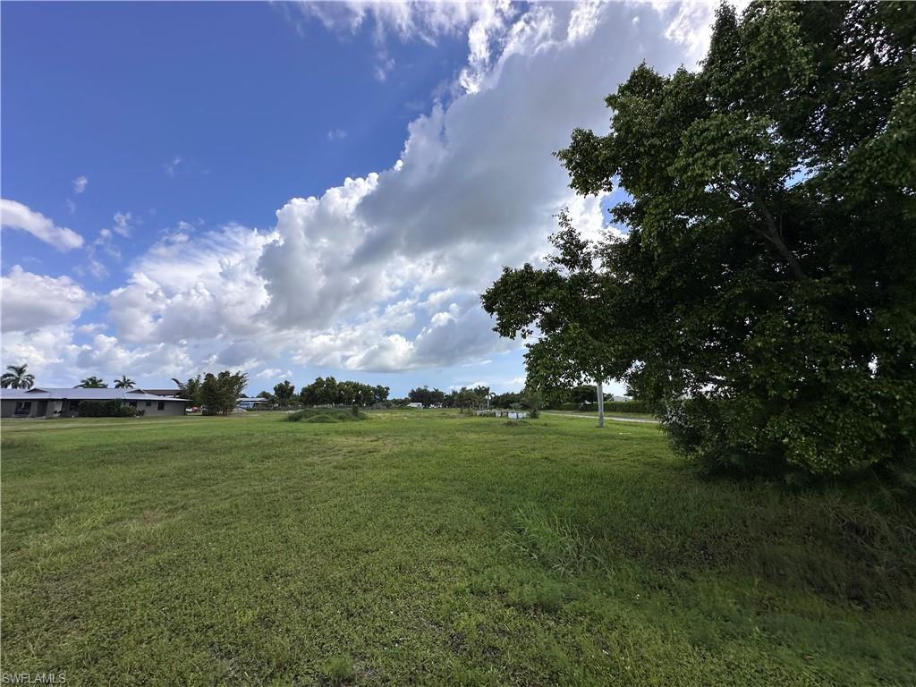 16281 Saddlewood LN photo 10
