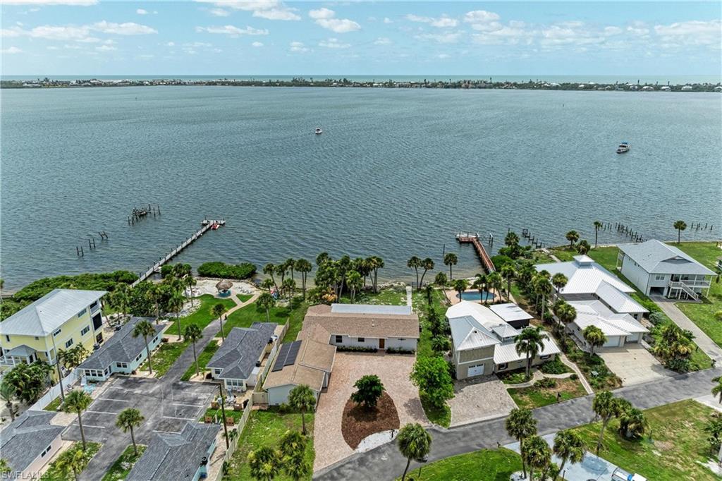 211 Bahia Vista DR