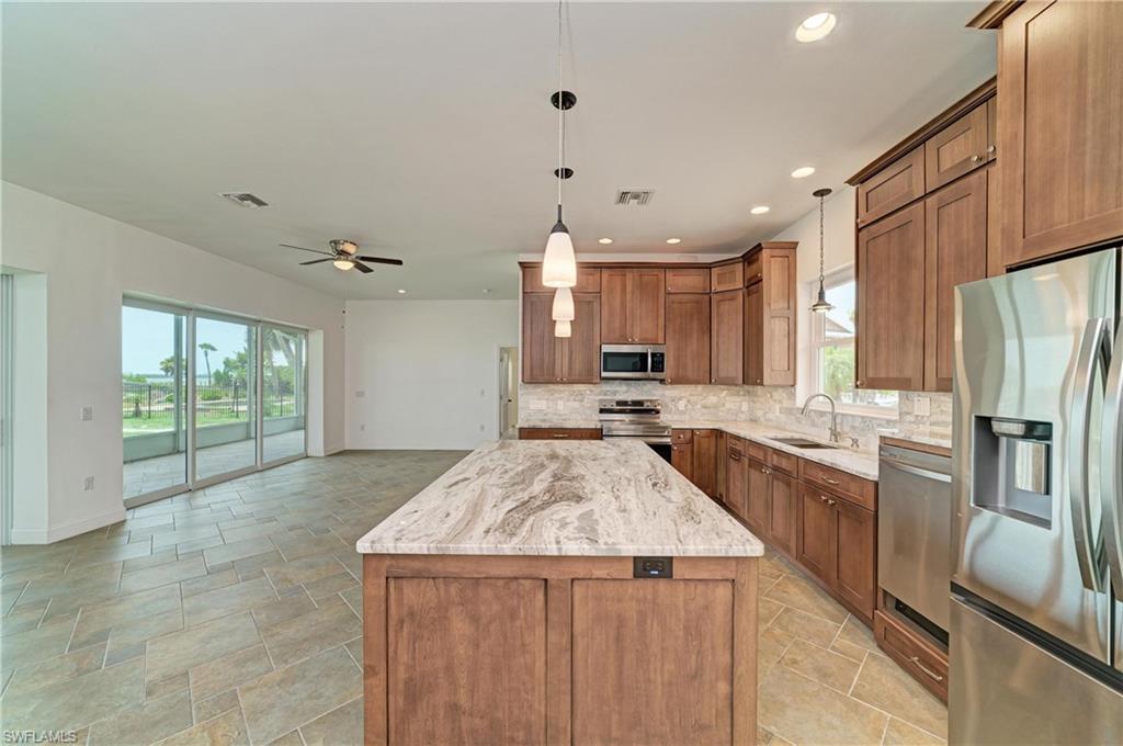 211 Bahia Vista DR photo 15
