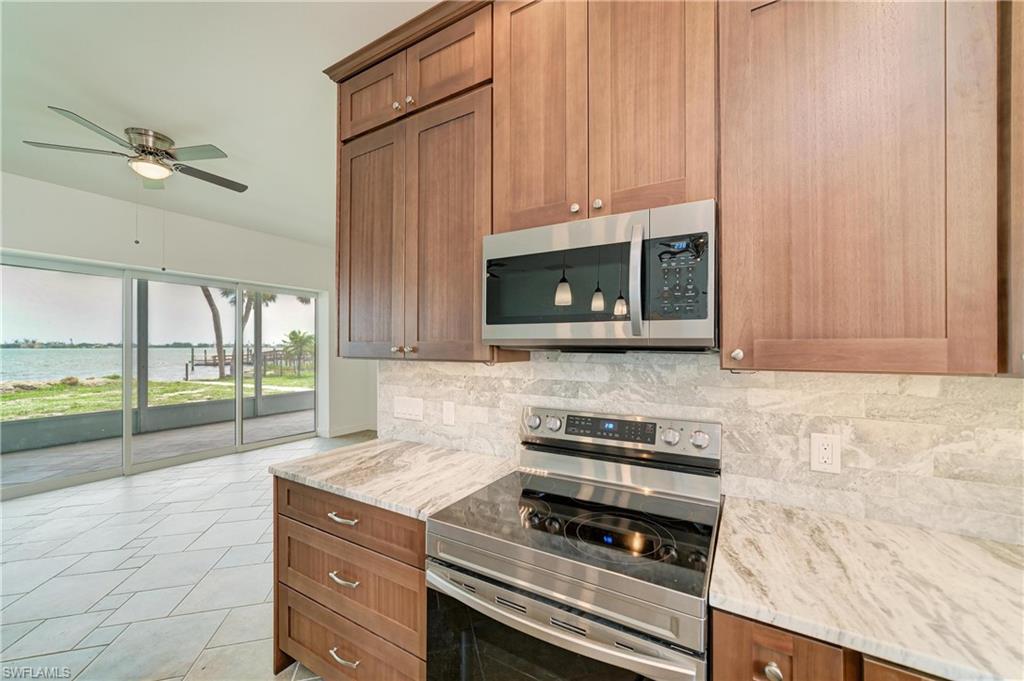 211 Bahia Vista DR photo 17