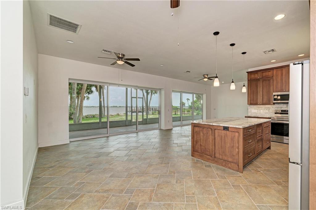 211 Bahia Vista DR photo 24