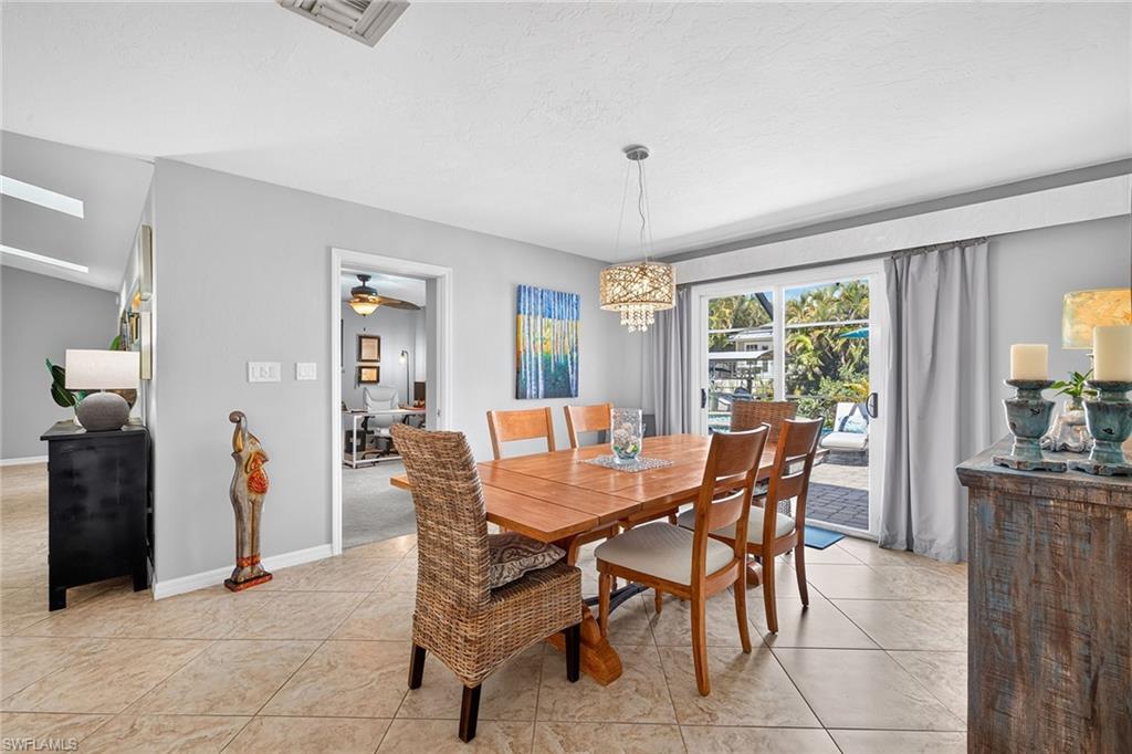 27115 Belle Rio DR photo 17