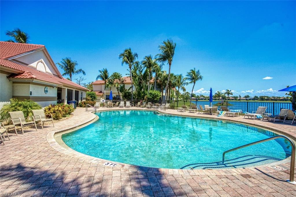 11001 Sea Tropic LN photo 23