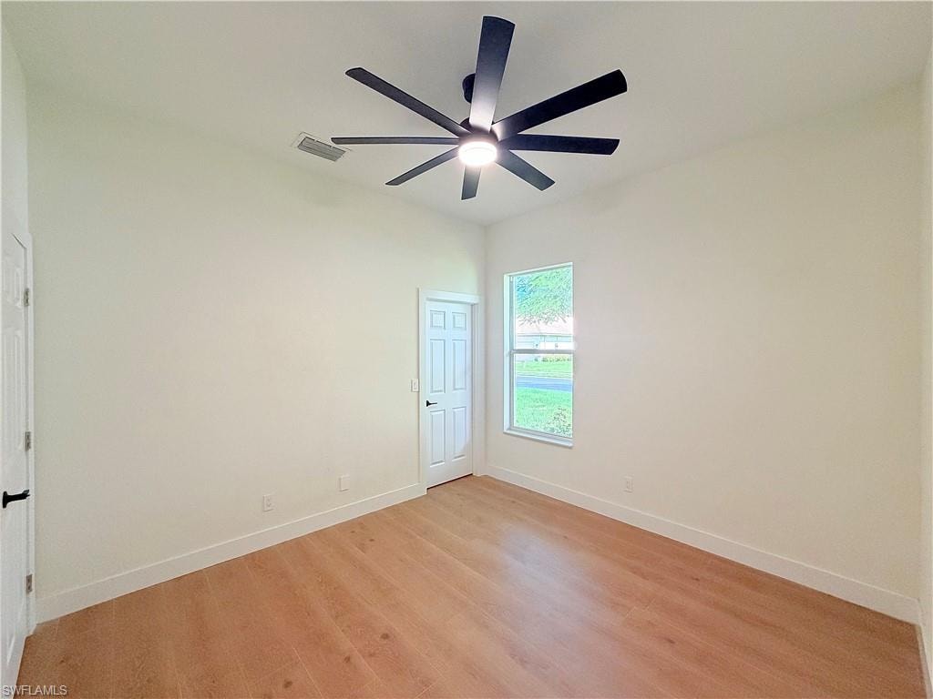 11001 Sea Tropic LN photo 9