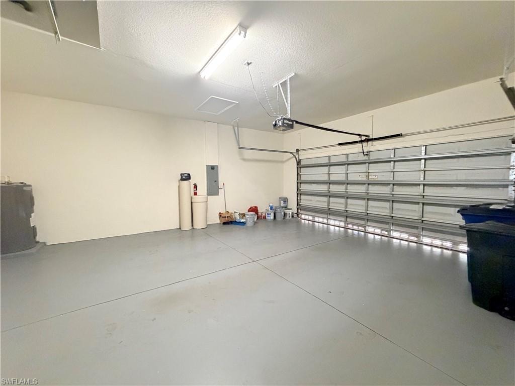 11001 Sea Tropic LN photo 19