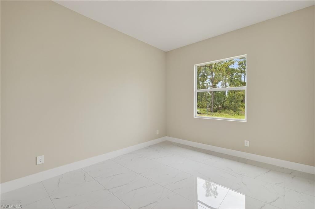 photo of similar home, diferent color combination and cabinetry