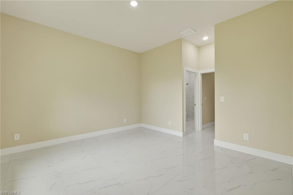 photo of similar home, diferent color combination and cabinetry