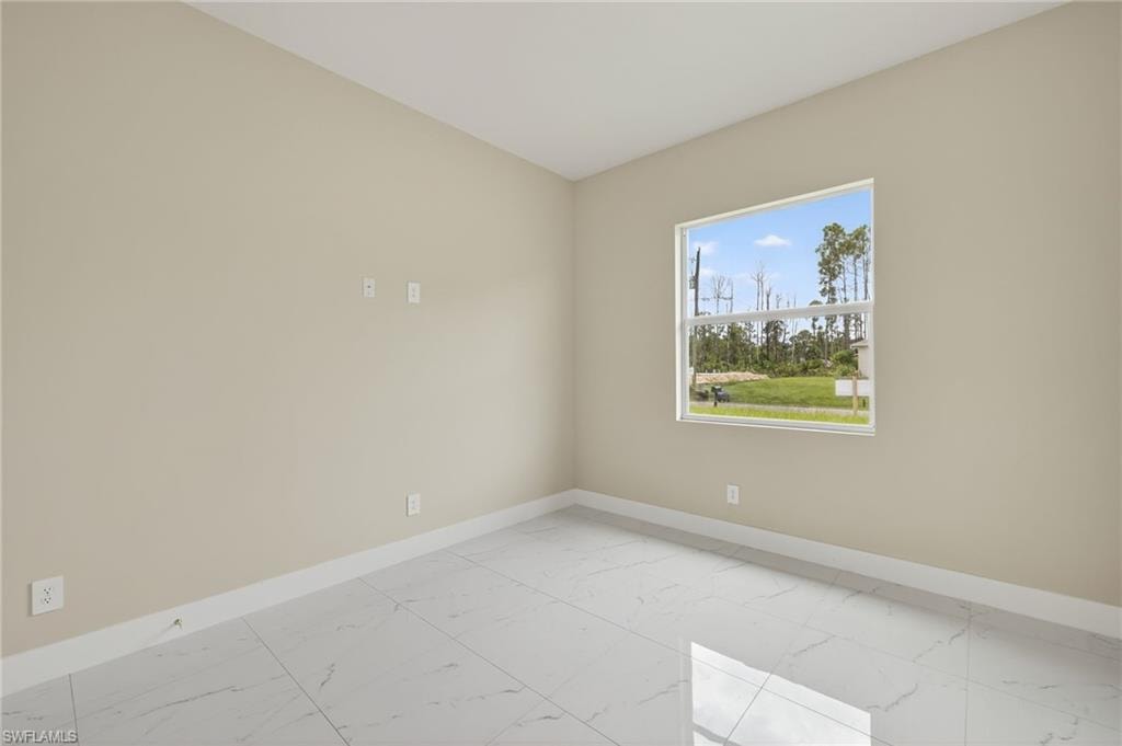 photo of similar home, diferent color combination and cabinetry