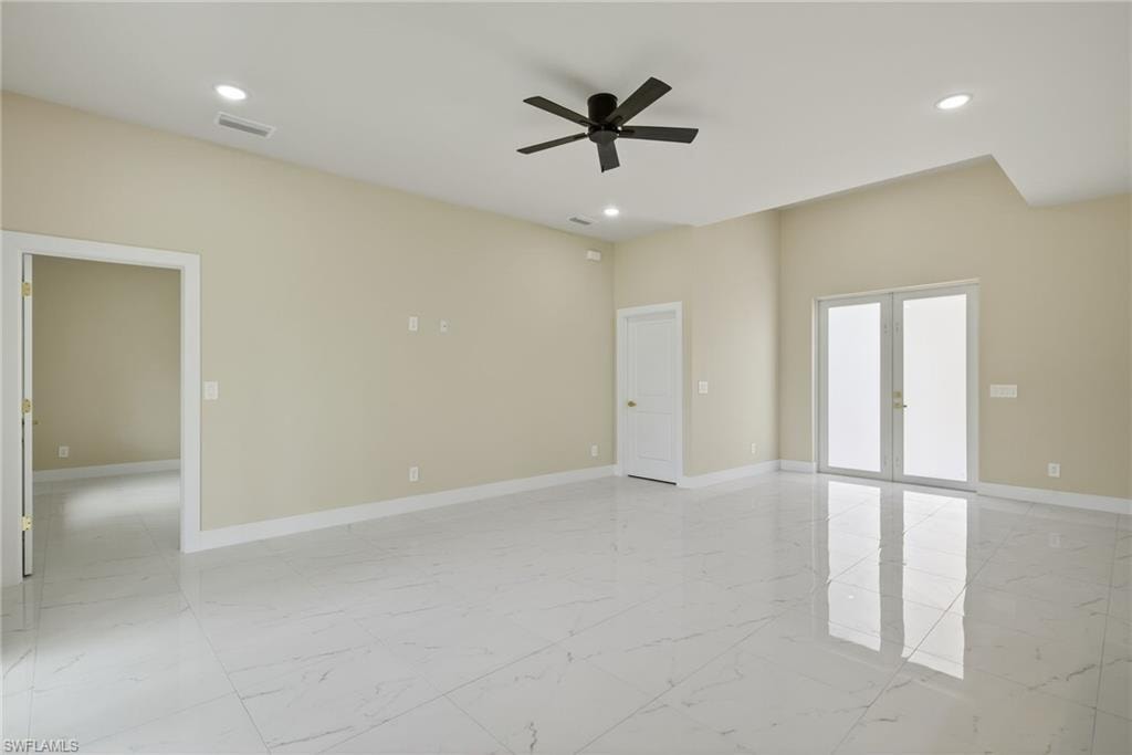 photo of similar home, diferent color combination and cabinetry