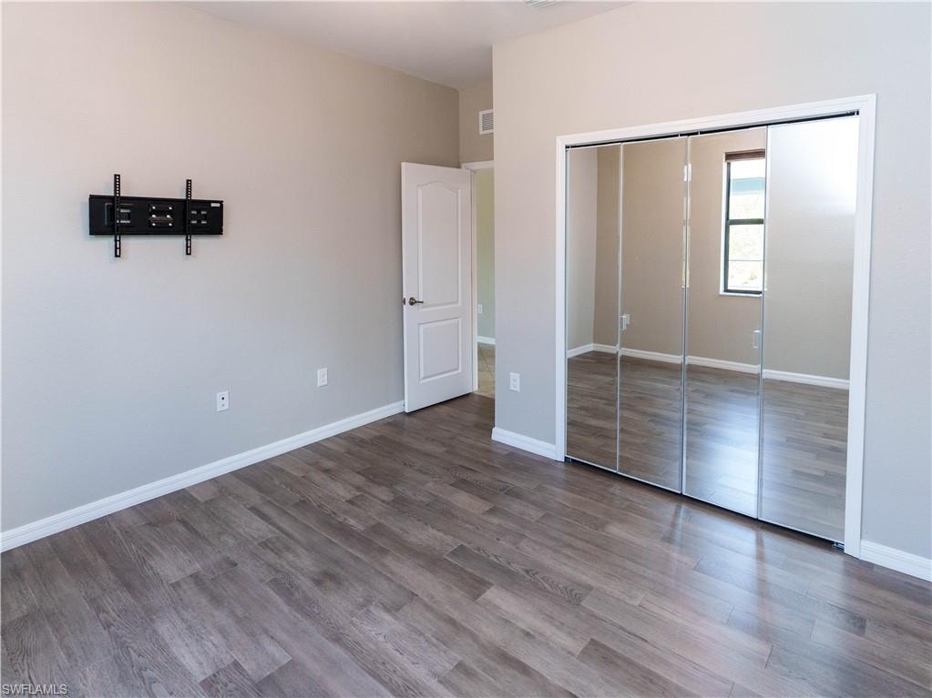 1588 Vizcaya LN photo 32