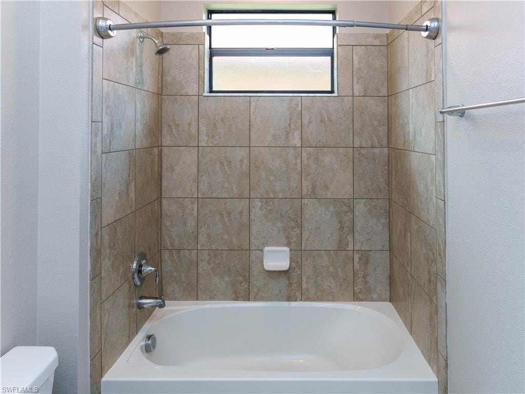 1588 Vizcaya LN photo 34