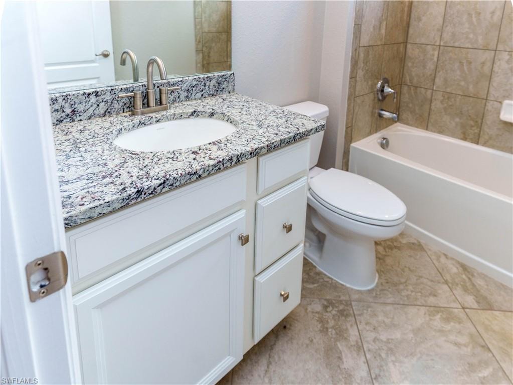 1588 Vizcaya LN photo 33