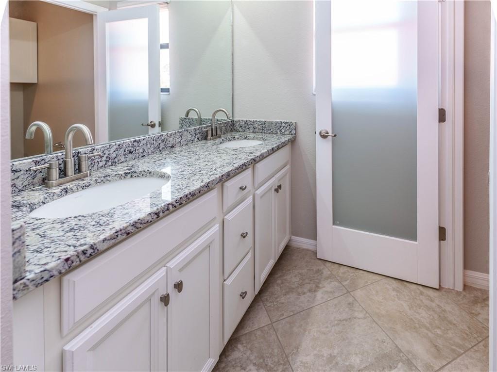 1588 Vizcaya LN photo 37