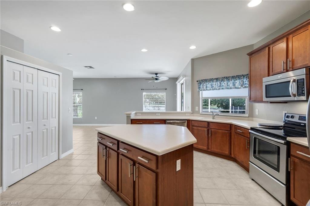 2563 Nature Pointe LOOP photo 9