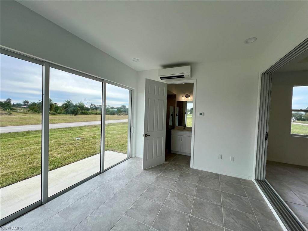 628 Falls LN photo 31