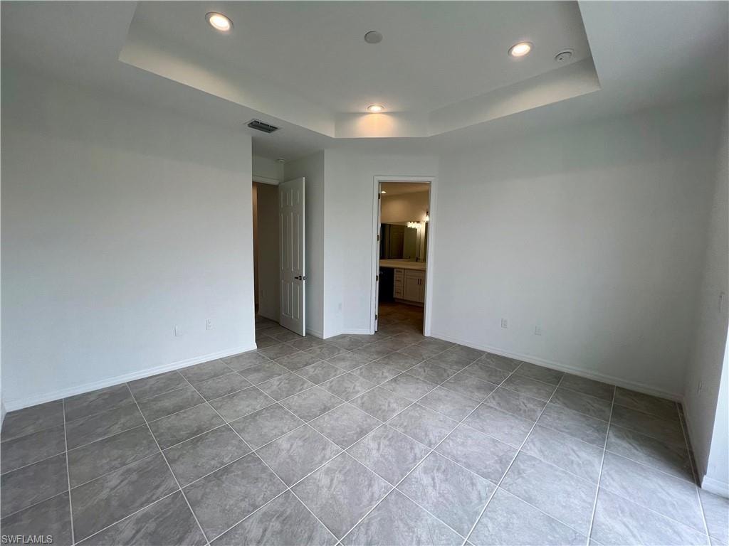 628 Falls LN photo 21