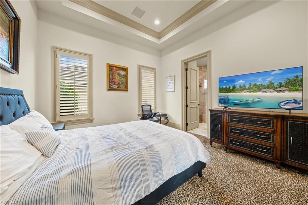 3111 Leeward LN photo 9