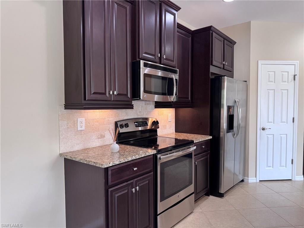 8560 Evernia CT 201