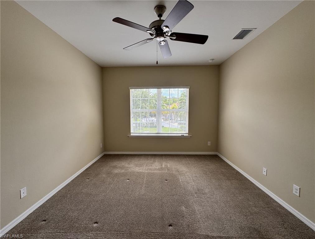 8560 Evernia CT 201 photo 14