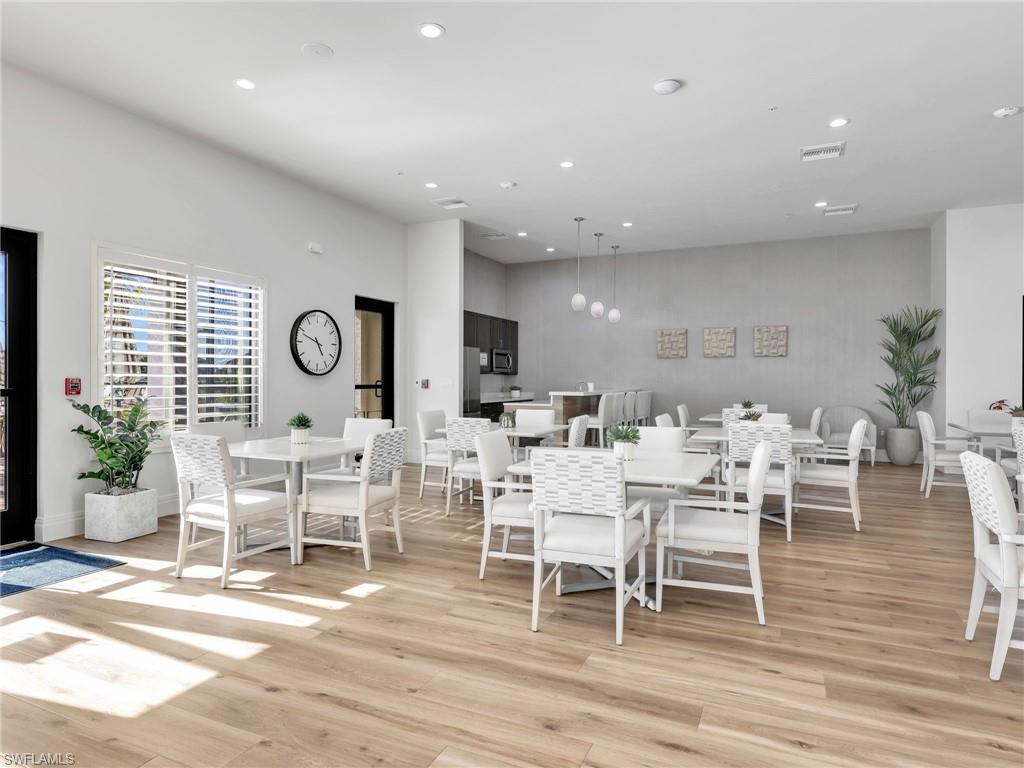 West Amenity Lounge