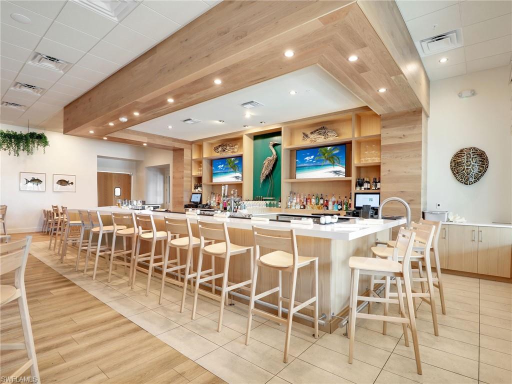 Drift Restaurant & Bar