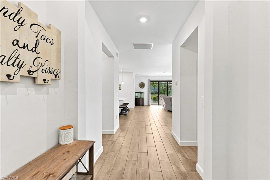 Spacious Foyer