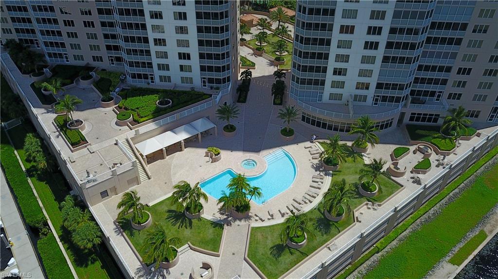 HPP Pool Plaza