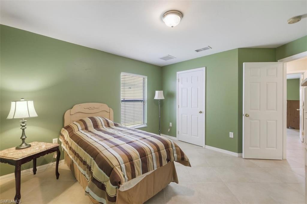 8141 Liriope LOOP photo 13