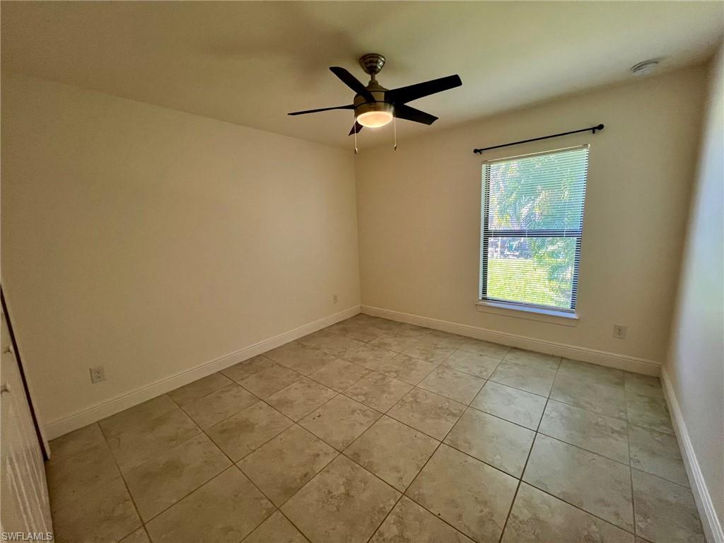 3322 SW 17th PL