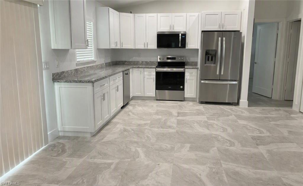 4165 NW 39th AVE