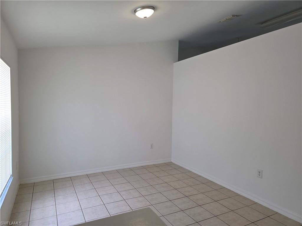 1014 NW 31st PL photo 6