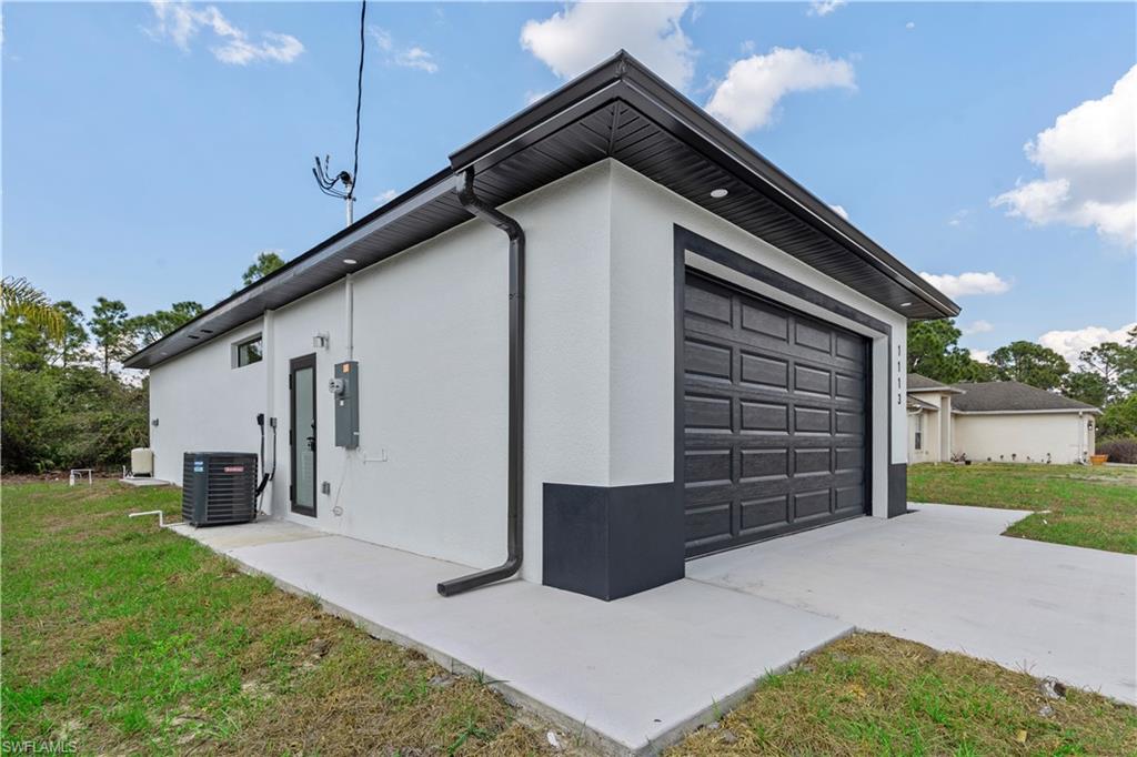 1113 Enrique ST E photo 44