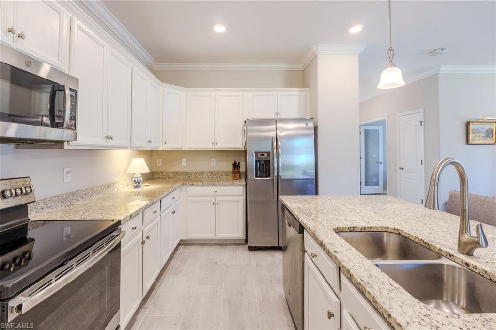 17332 Ashcomb WAY photo 9