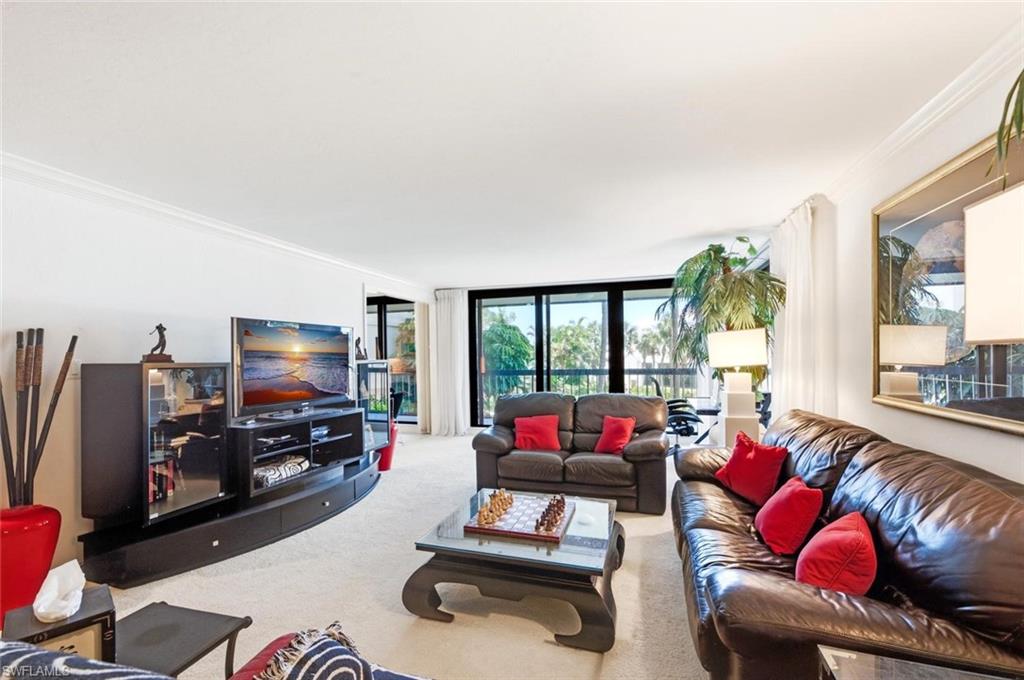 4551 Gulf Shore BLVD N 201 photo 7