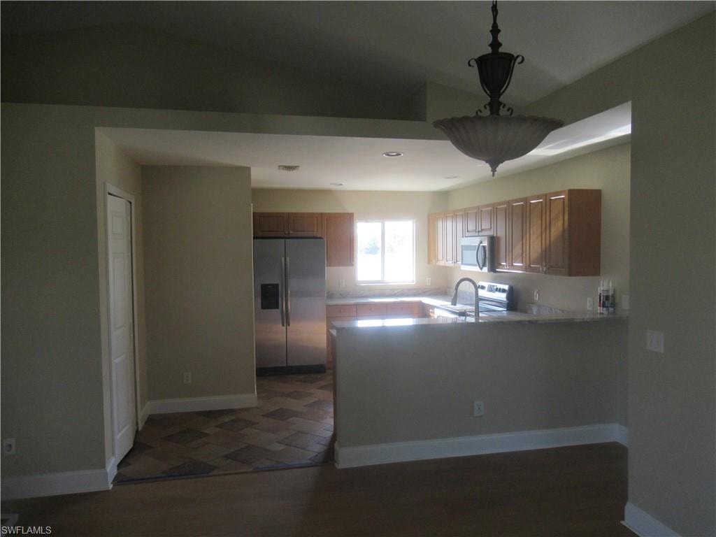 1622 NE 33rd TER