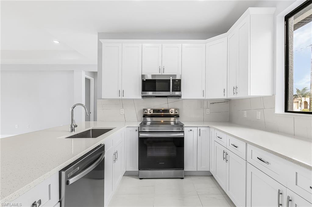 2427 Tropicana PKWY W photo 6