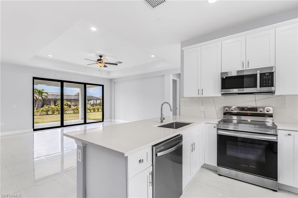 2427 Tropicana PKWY W photo 7