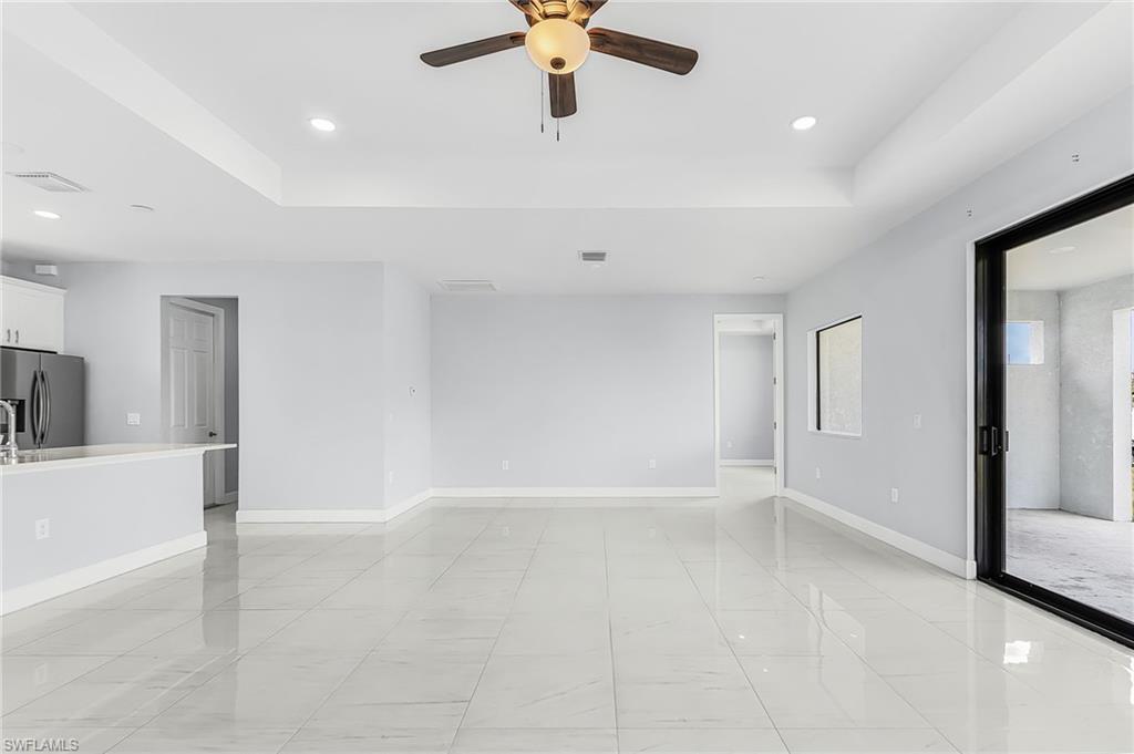 2427 Tropicana PKWY W photo 9